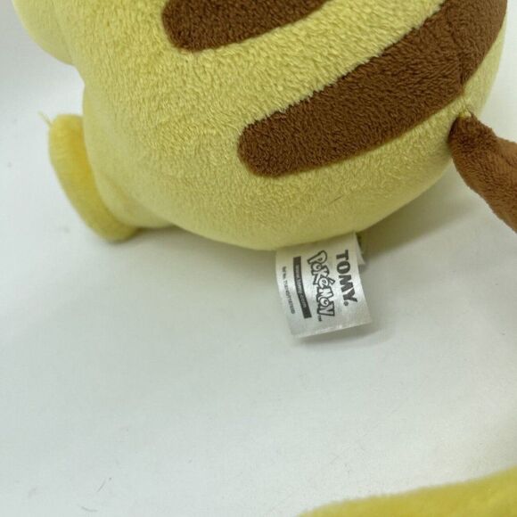 Tomy Pokemon Picachu Plush 10" Laughing w/ Red Apple Stuffed Toy - Picture 5 of 5